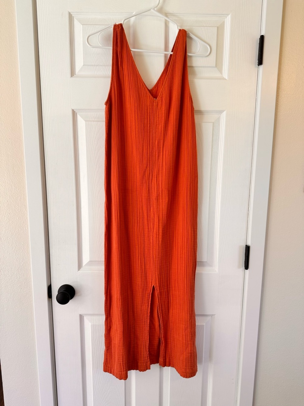 Lou and Grey Sleeveless V-Neck Gauze Maxi Dress in Burnt Orange